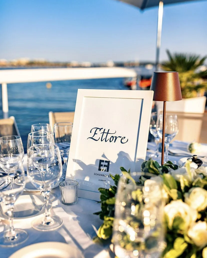Majestic - Zoom sur l'une des tables